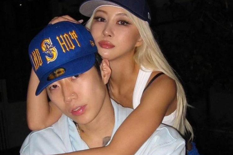 Jay Park và Dayoung (WJSN) Khiến Người Hâm Mộ Xôn Xao Vì Loạt Ảnh Thân Mật: Hẹn Hò Hay Chỉ Là Màn Hợp Tác?